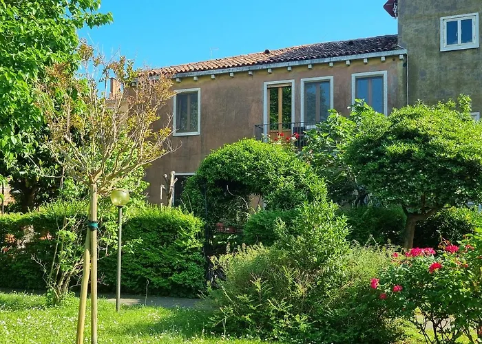 Angela Di Venezia House